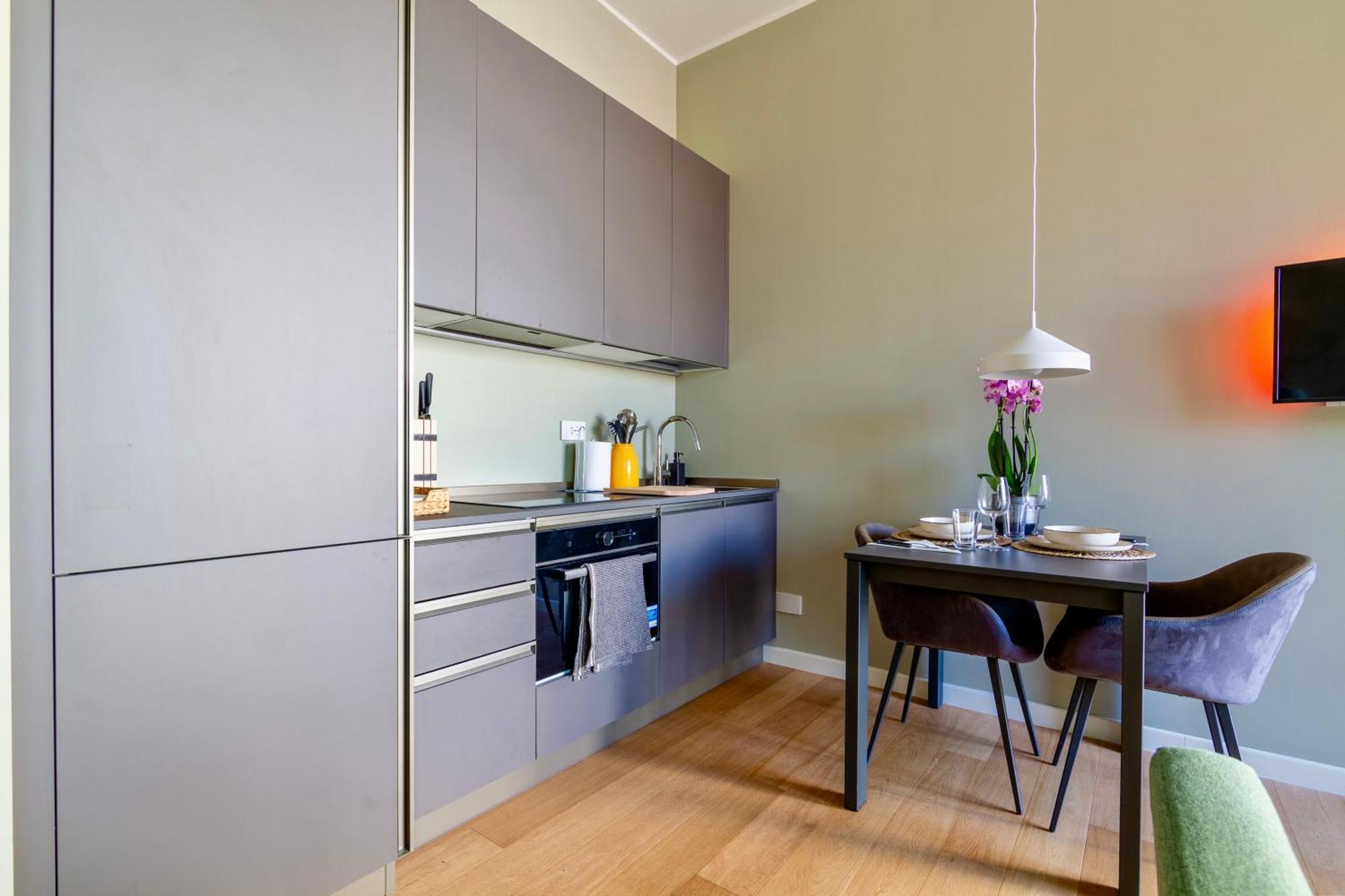 Urban Luxury - Bright And Central Apartment ميلان المظهر الخارجي الصورة